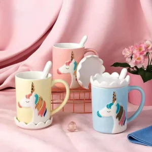 Disfruta de tus bebidas con un toque de personalidad. Nuestras tazas y vasos no solo son prácticos, sino que también añaden un estilo único a tu rutina diaria. ¡Porque cada sorbo puede ser una pequeña celebración! ✨